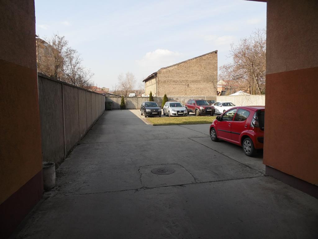 Apartment Atina Subotica Exterior foto
